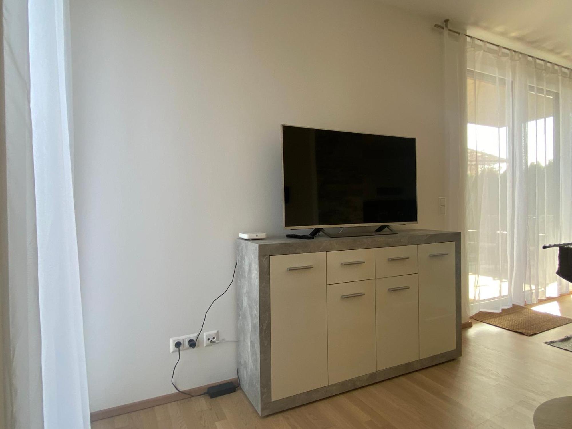 Apartment Burgblick Haus Fux-immo, 10min Zum Skifahren, 10 Min Zum See, Rundherum Wandern Und Radeln Villach